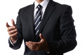 �u����邩�H���ł���I�v�Ȃ��A�ѐ搶�̓e���r�Ɉ������肾���Ȃ̂��H���̋����ׂ��閧�́A�R�̔����Ƃ��Ắu�����S�v�ɂ������I