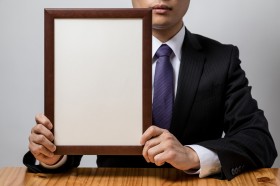 ���E�I�s���u���[�}���V���b�N�v��2008�N�ɋN�����{���̗��R�B����͎����̔N�u���̈ꔒ�N�v�ɂ�����