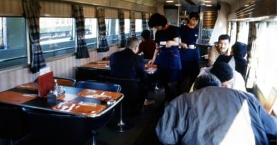 平成と共に消え行く「車内販売」、昭和と共に去ったのは食堂車だった | ORICON NEWS