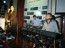 �l�C�o���h�g�}�L�V���E�p�[�N�h�A�p����g�قŃ��C�u�I