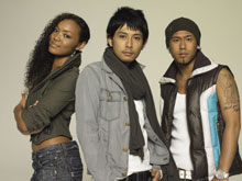 Crystal Kay�~CHEMISTRY�R���{�Ńg���^CM�\���O�I