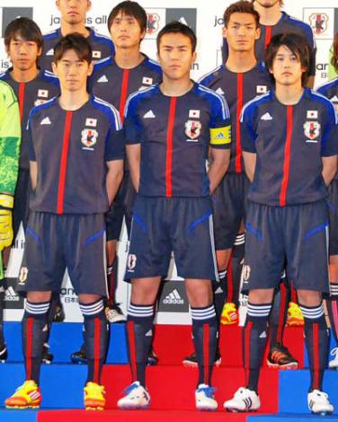 サッカー日本代表“新ユニフォーム”がお披露目 コンセプトは結束