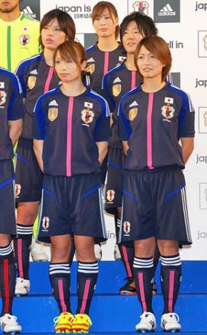 画像・写真 | サッカー日本代表“新ユニフォーム”がお披露目 コンセプト
