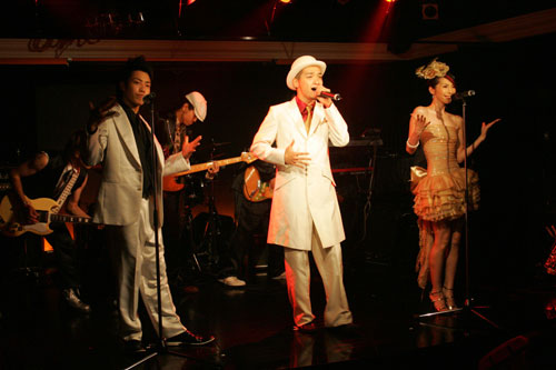画像 写真 新人異色バンドが 六本木に一夜限りのクラブをオープン 1枚目 Oricon News