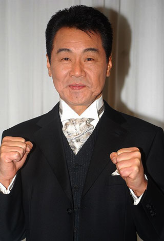 紫綬褒賞受賞で男泣き 五木ひろし 還暦目前で歌手回帰 Oricon News