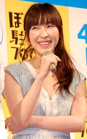 画像 写真 新妻 麻生久美子 イタズラ坊主愛を告白 5枚目 Oricon News