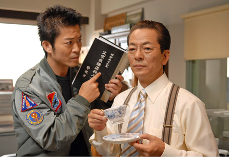 画像・写真 | 『相棒』新シリーズをもって寺脇康文が水谷豊とのコンビを“卒業” 7枚目 | ORICON NEWS