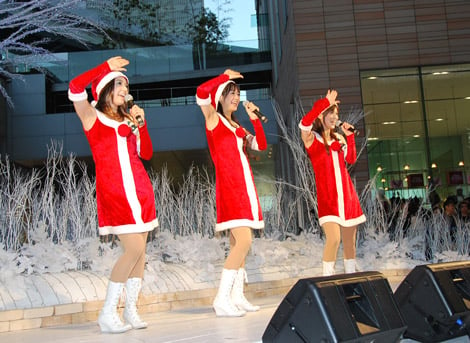 画像 写真 日テレ女子アナ3人娘 Go Go ガールズがデビューイベントで歌声披露 3枚目 Oricon News