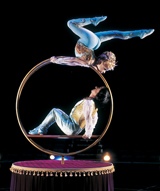 w_Cnc ReIxPhoto:Marie-Reine Mattera Costumes:Dominique Lemieux (C) 2005 Cirque du Soleil 