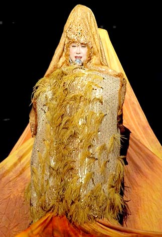 画像 写真 小林幸子ピンチ 不況が豪華衣装にも影響 2枚目 Oricon News
