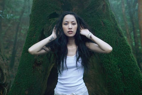 中島美嘉　写真集 Love fills all. : 中島美嘉写真集の通販 by Tanny's shop｜ラクマ