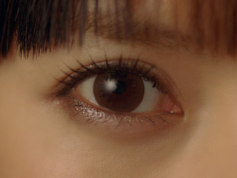画像 写真 柴咲コウの瞳に吸い込まれそうなcm完成 2枚目 Oricon News