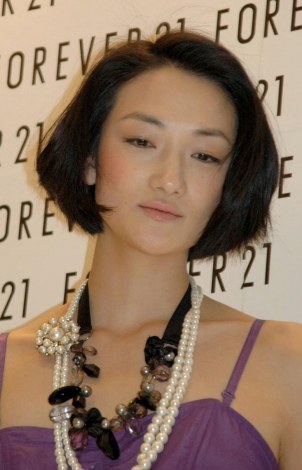 画像 写真 冨永愛が髪バッサリ 離婚後初の公の場で 私はハッピー 3枚目 Oricon News