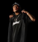 �������_�E�����[�h�ŃA�[�e�B�X�g�������I�H