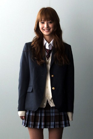 佐々木希が女子高生役で映画初主演 人気携帯小説 天使の恋 映画化 Oricon News