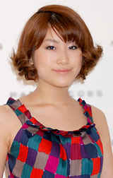 IMALU�A�w�����Ƃ��I�x�Ń^������17�N�Ԃ�ɍĉ�