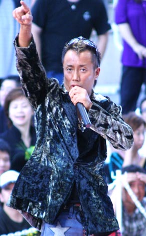 長渕剛の画像 写真 出来は 96点 長渕剛 3000人超のファンを前に詩画の公開パフォーマンス 18枚目 Oricon News