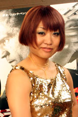 ���������A�M���񓹂Ɍ��y �R�P�M�́u���ǂ����Ă���F�B�v