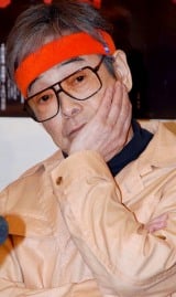 ����k�u�A�̒��s�ǂ̂��ߔN���̊������x�~