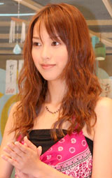 �f��w���ɂ����͂ӂ�Ȃ�x�̋L�҉�ɏo�Ȃ����˓c�b�����@