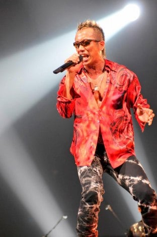 長渕剛、自身初の年越しカウントダウンライブ開催を発表 | オリコン