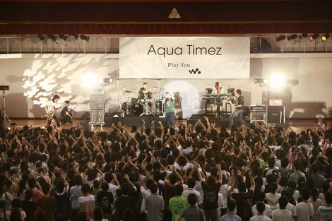 Aquatimez 高校でのシークレットライブで新曲初披露 Oricon News