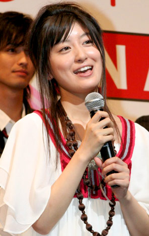水沢奈子の画像 写真 常盤貴子 涙をこらえ公開ラジオ収録に初挑戦 2枚目 Oricon News