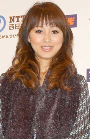 渡辺美奈代 市井紗耶香を前に謙遜 モー娘 はプロ おニャン子は素人なので Oricon News