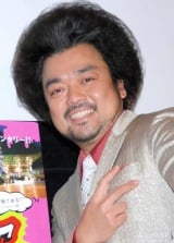 �p�p�C����؁A�_���X�̕��y�g��Ɍ����M�� �u�ǂ�ǂ�ς��Ȃ��Ƃ����Ȃ��v