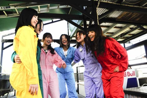 画像 写真 チキンアイドル返上なるか Akb48が高度4800ｍからのスカイダイビングに挑む 3枚目 Oricon News