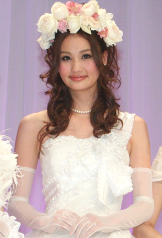 日本一かわいい花嫁 は06年度ミス成蹊の鞠子ナナさんに決定 Oricon News
