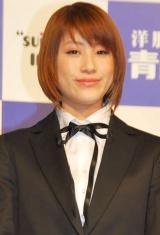 IMALU�A�u�m���̐R�v�V�Љ�l�����������f���ɋN�p �I���W�i�����i�J��