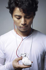 KREVA�A��1�q�ƂȂ鏗���a�����u���O�ŕ�