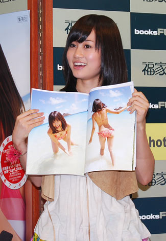 画像 写真 Akb48 前田敦子の水着満載写真集発売 水着はキッズ用がちょうどよかったです 4枚目 Oricon News