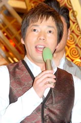 �u�R�͂Ƀ}�`�j�Œ��񂾁v ���c�k�i�A�w���b�h�J�[�y�b�g�x��4�N�Ԃ�U��Ԃ�