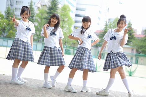 中学生日記 夏のセーラー服が可愛くさわやかにリニューアル Oricon News
