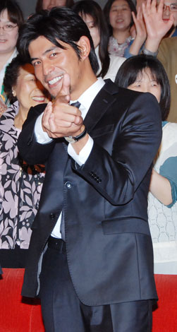 坂口憲二の画像 写真 坂口憲二 本格派刑事ドラマ初挑戦で明かす役者人生の 本音 とは 5枚目 Oricon News