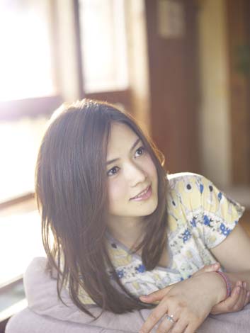YUI、2年3ヶ月ぶりのニューアルバムは「自信作」 | ORICON NEWS