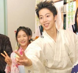 �͂�ɂ���c�N�A�쓇�C�ׂ̐O�u�_�炩�������v�ƕ@�̉��L�΂�