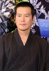 �g���h�L��x�i�A�T�����C�u���[�ɂ��₩��剉�f��A�s�[��