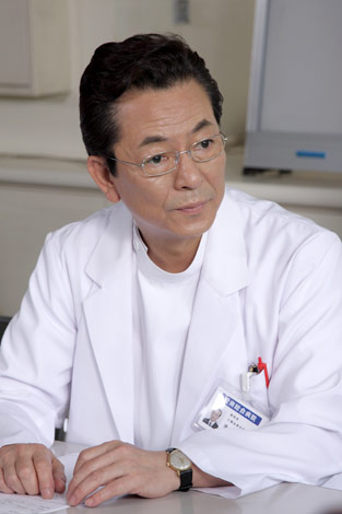 画像 写真 水谷豊が 神の手 持つ天才外科医役 チーム バチスタ 原点をドラマ化 4枚目 Oricon News