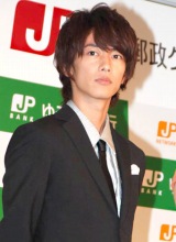 佐藤健さん、長澤まさみさん、桜庭ななみさん、鶴瓶さん、藤岡弘さん、クリアファイル 長澤まさみ 佐藤健 桜庭ななみ / 郵便局 クリアファイル - メルカリ