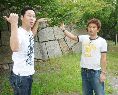 月に1度、地元・関西に凱旋して番組『ごぶごぶ』に出演する（左より）東野幸治、ダウンタウン・浜田雅功　