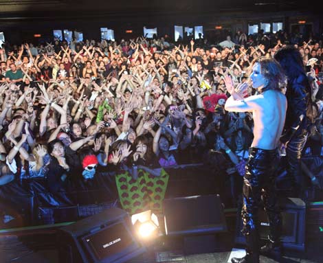 X JAPAN14NԂƂȂcA[EkăcA[̖͗l 