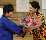 �G�h�E�͂�݁A�t�@���ɂ��m���P�č����� �v�́uW������v