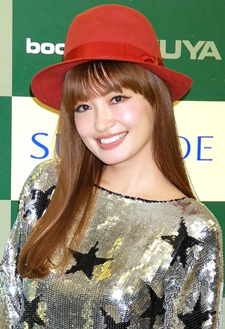 画像 写真 人気モデル 平子理沙が 水着ではしゃいだ 3枚目 Oricon News