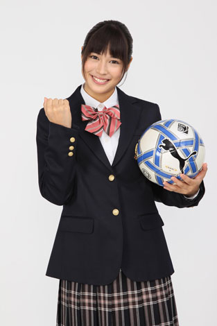人気女優の登竜門 高校サッカー 6代目応援マネージャーに広瀬アリス Oricon News
