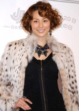 �đq���q�A500���~�����̖є�ɃE�b�g�� �`�u�ł��t�@�[�������������l�v�ɑI�o