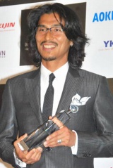 ���V�C��A�{���o�[�w�b�h���󗝗R�́u�э��̎����v