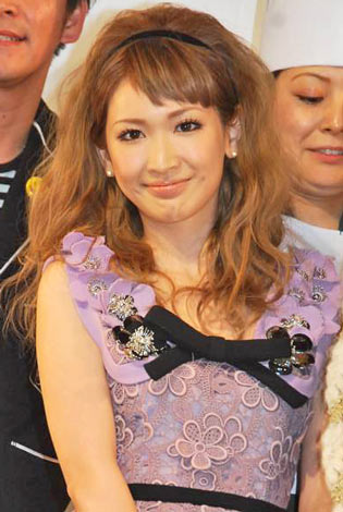 画像 写真 ダルビッシュ紗栄子が久々のイベント登場 協議進展には無言 2枚目 Oricon News
